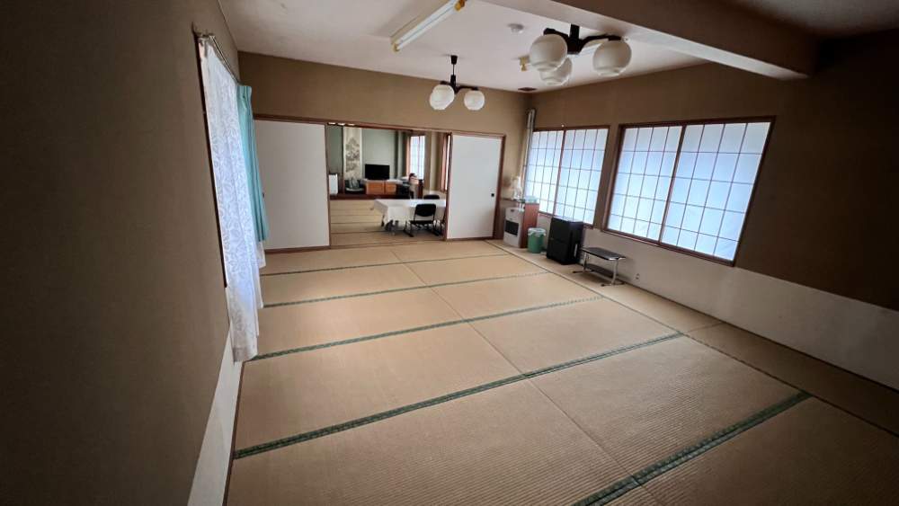 Western style room. There are two of these rooms.